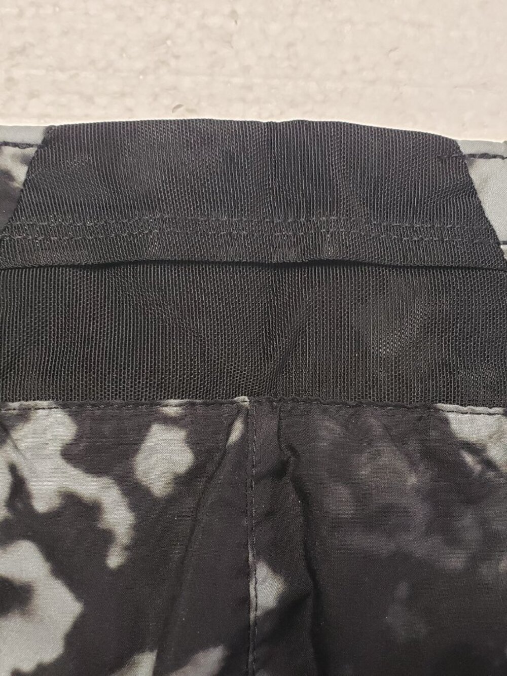 Nike Women's Dri-Fit Mid-Rise 3" Brief-Lined Printed Short in Black size XL NWT - Picture 11 of 12